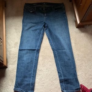 Liz Claiborne Skinny Boyfriend Jeans